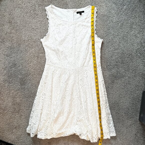 CITY STUDIO | Lace Fit & Flare Sleeveless Dress | White | Size: 11 - Picture 10 of 13
